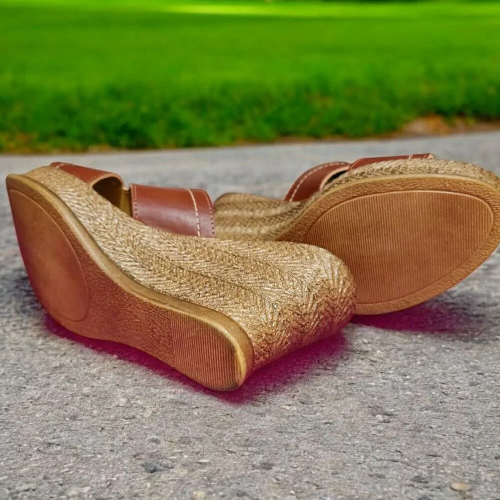Tuscany by Easy Street ✦ Leather Wedge Slides ✦ Brown Open Toe Made in Italy 9 - Picture 10 of 12